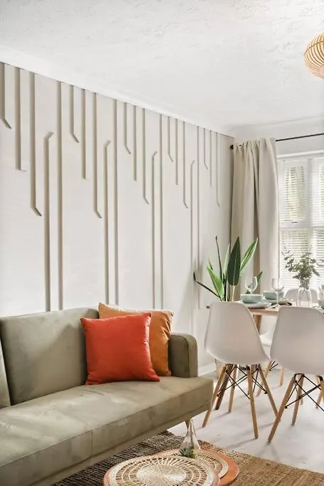 Cosy & Modern Property In London - Sleeps Up To 5 Apartment 0*,  United Kingdom